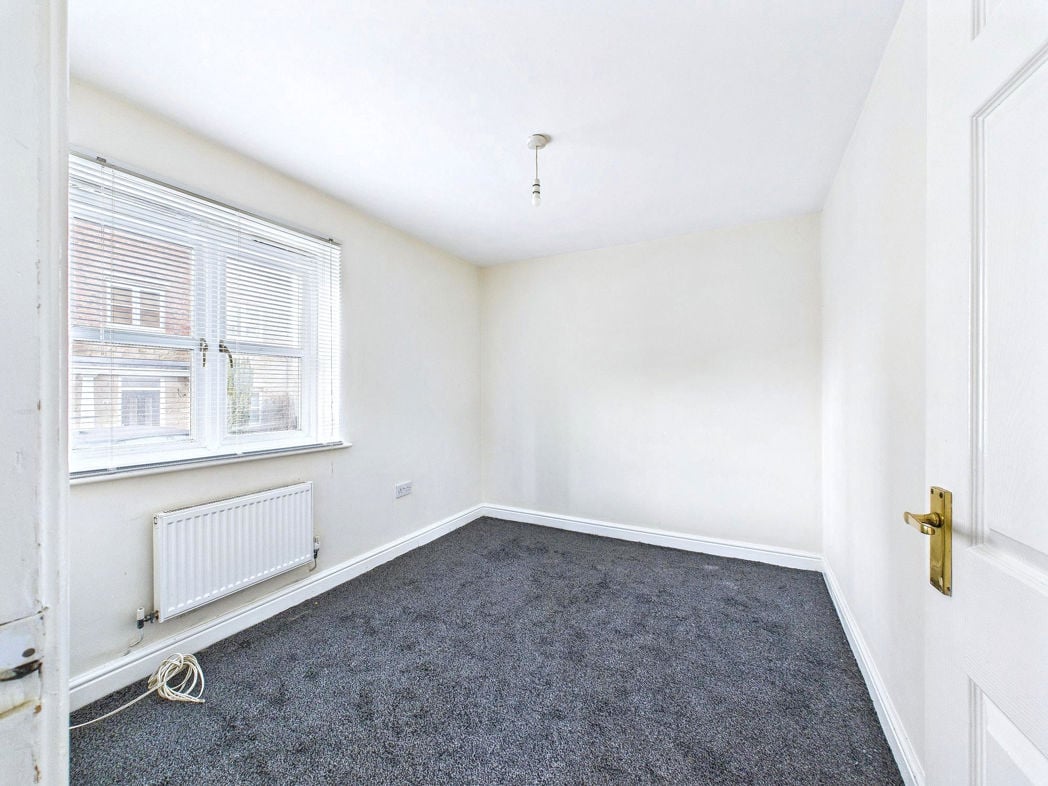 Property image 4 of 14