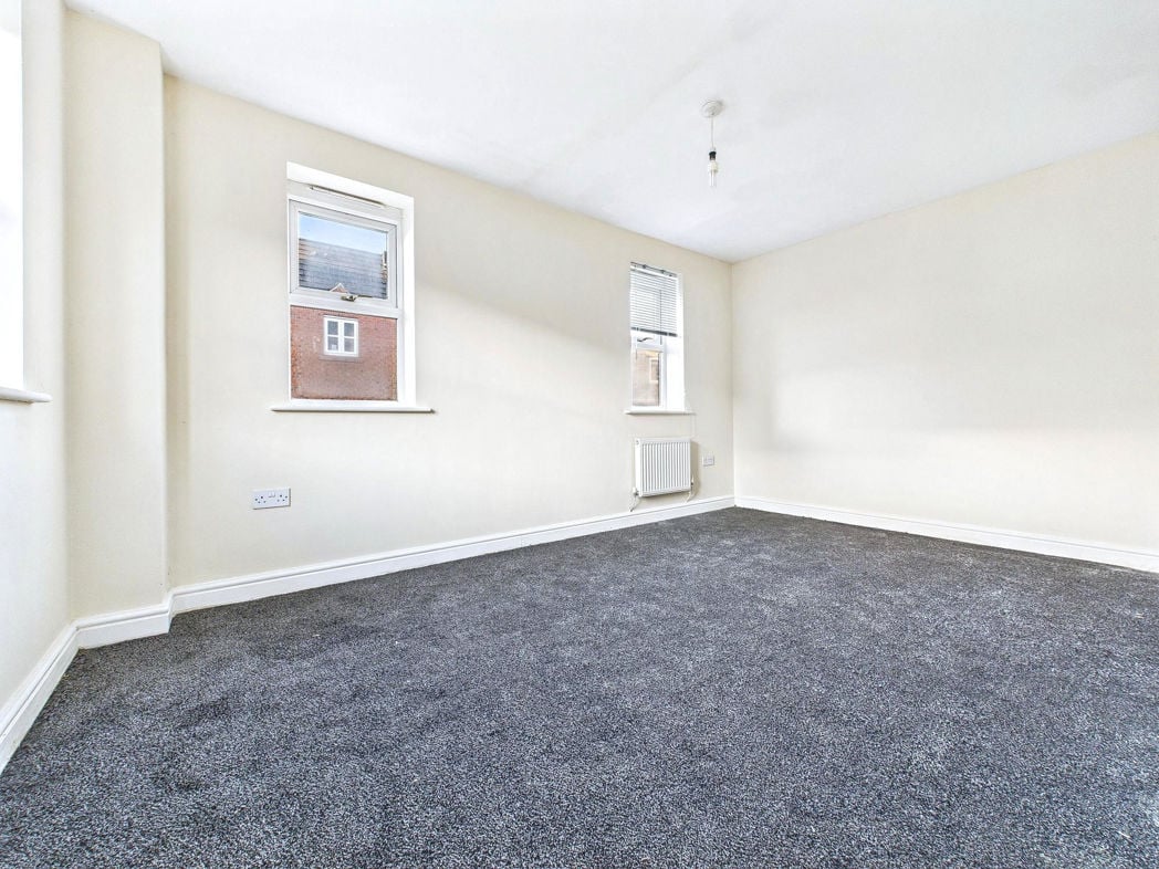 Property image 7 of 14