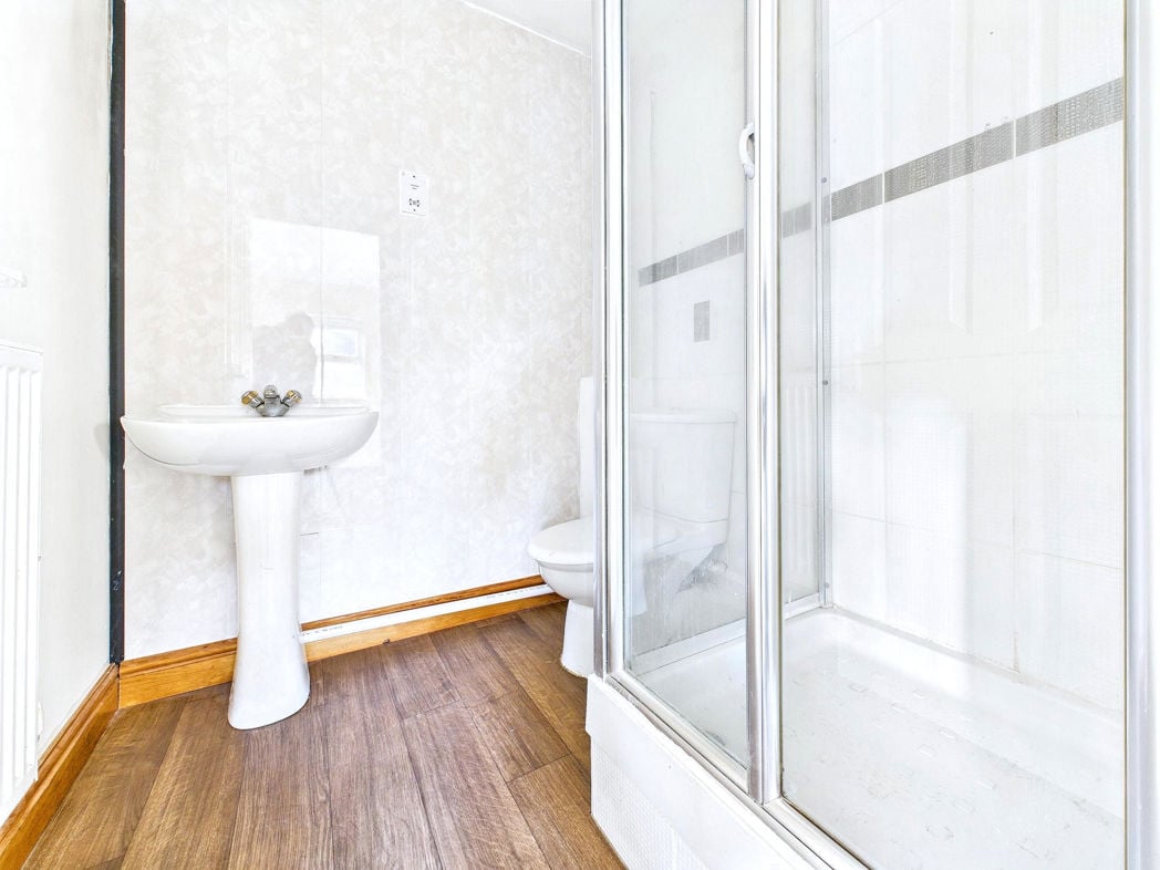 Property image 11 of 14