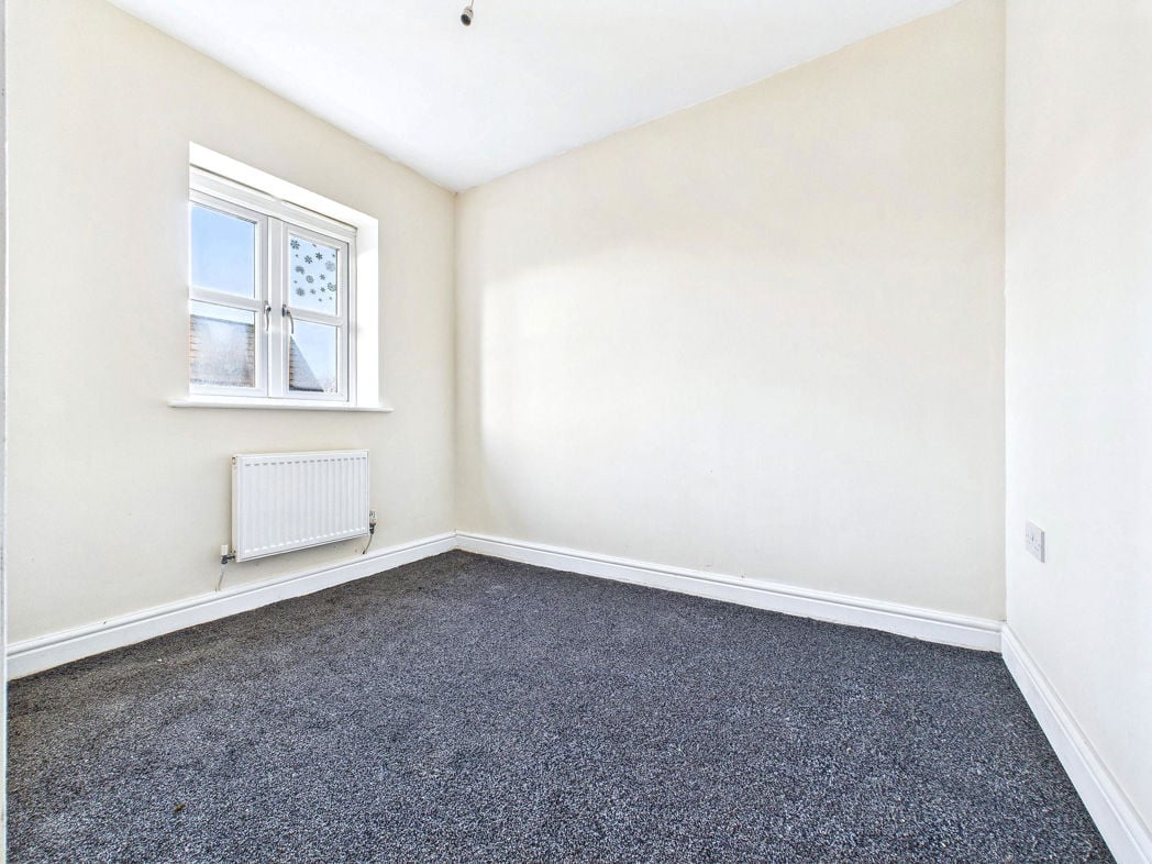 Property image 12 of 14