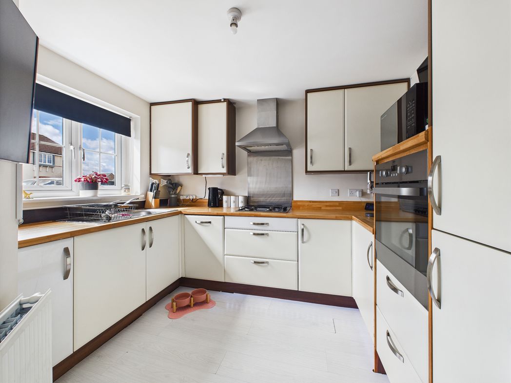 Property image 3 of 9