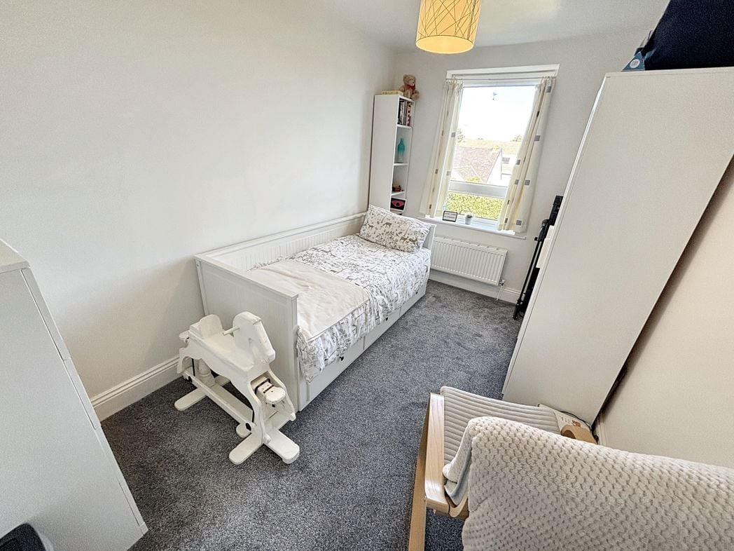 Property image 10 of 12