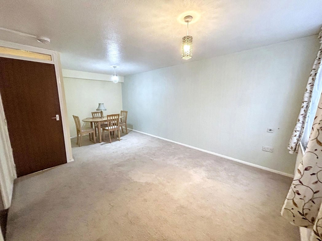 Property image 1 of 10