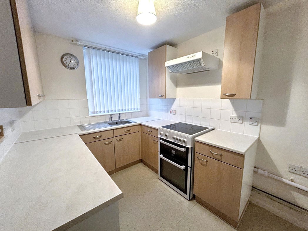 Property image 2 of 10