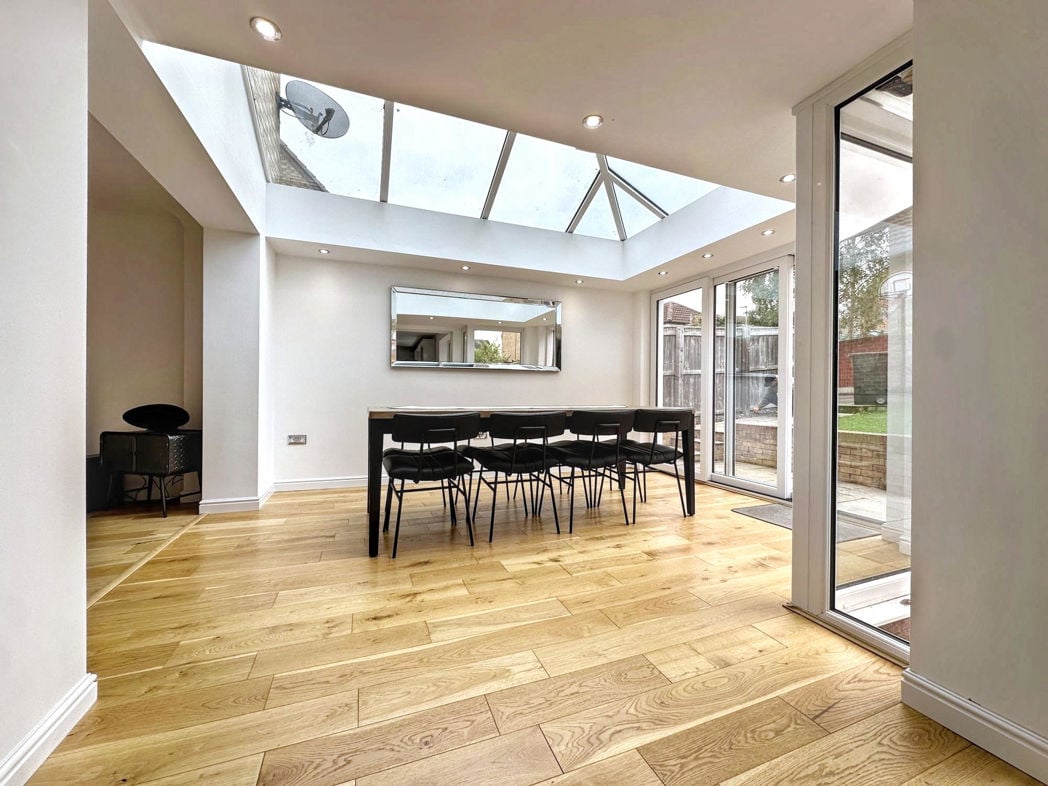 Property image 5 of 30