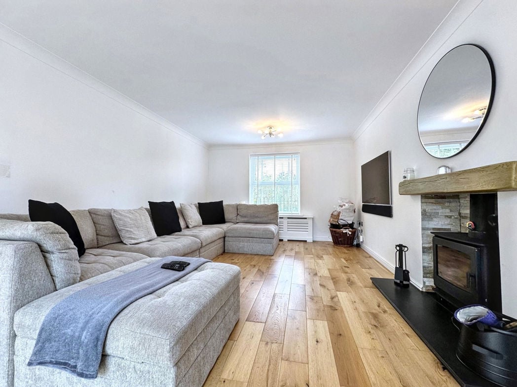 Property image 3 of 30