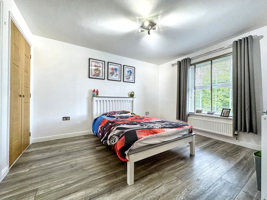 Property image 17 of 30