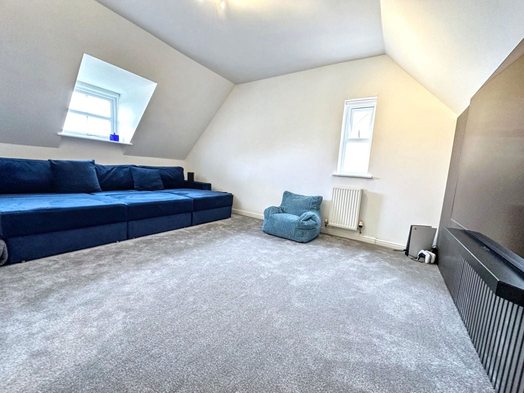 Property image 21 of 30