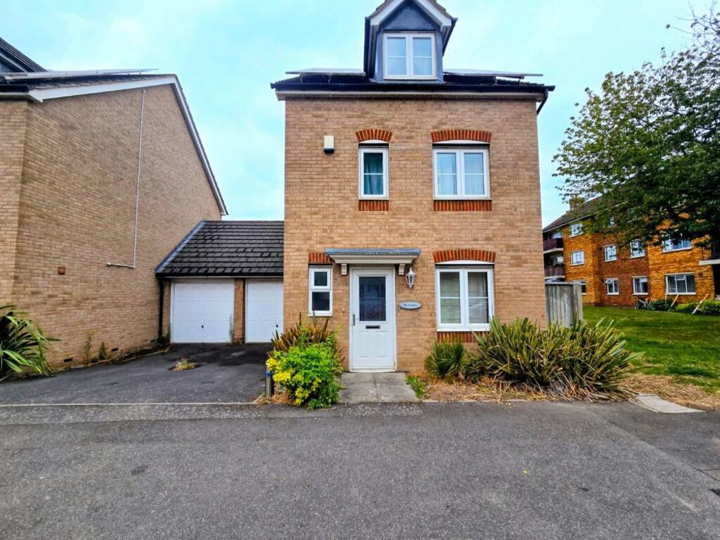 Property image 1 of 18