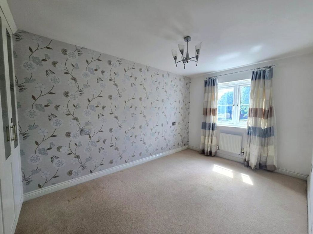 Property image 7 of 18