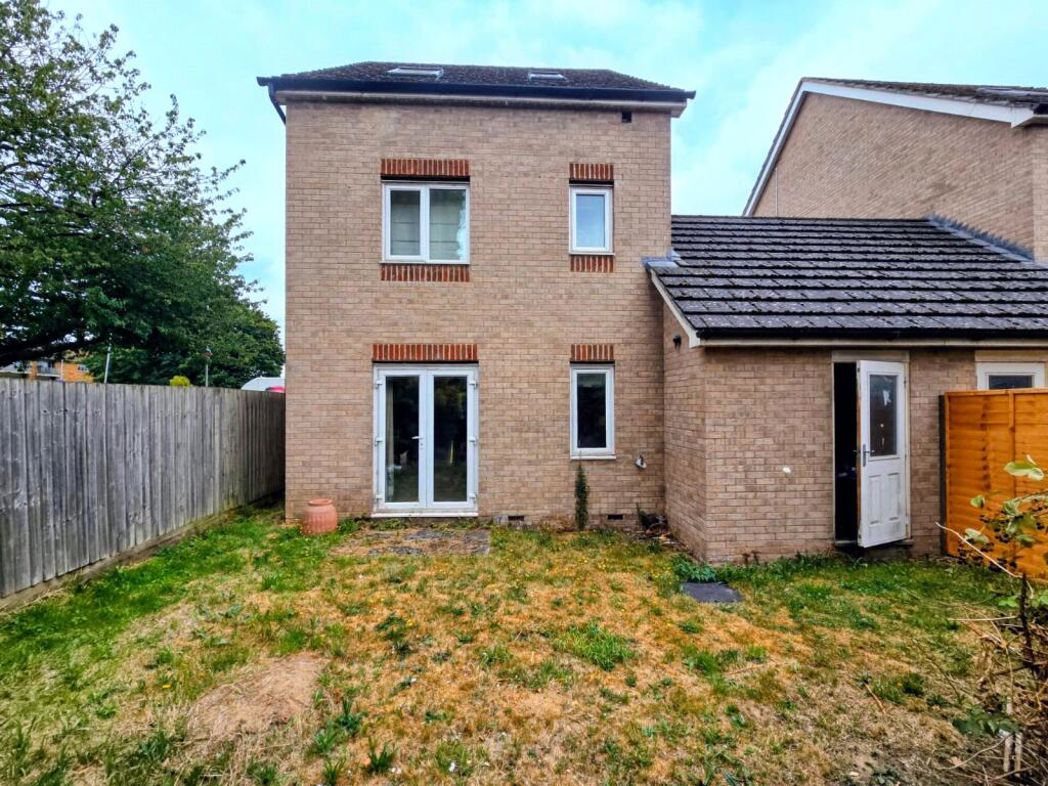 Property image 18 of 18