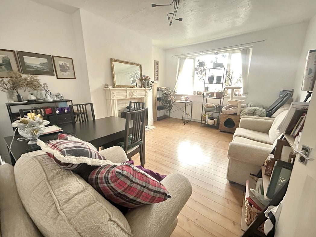 Property image 2 of 8