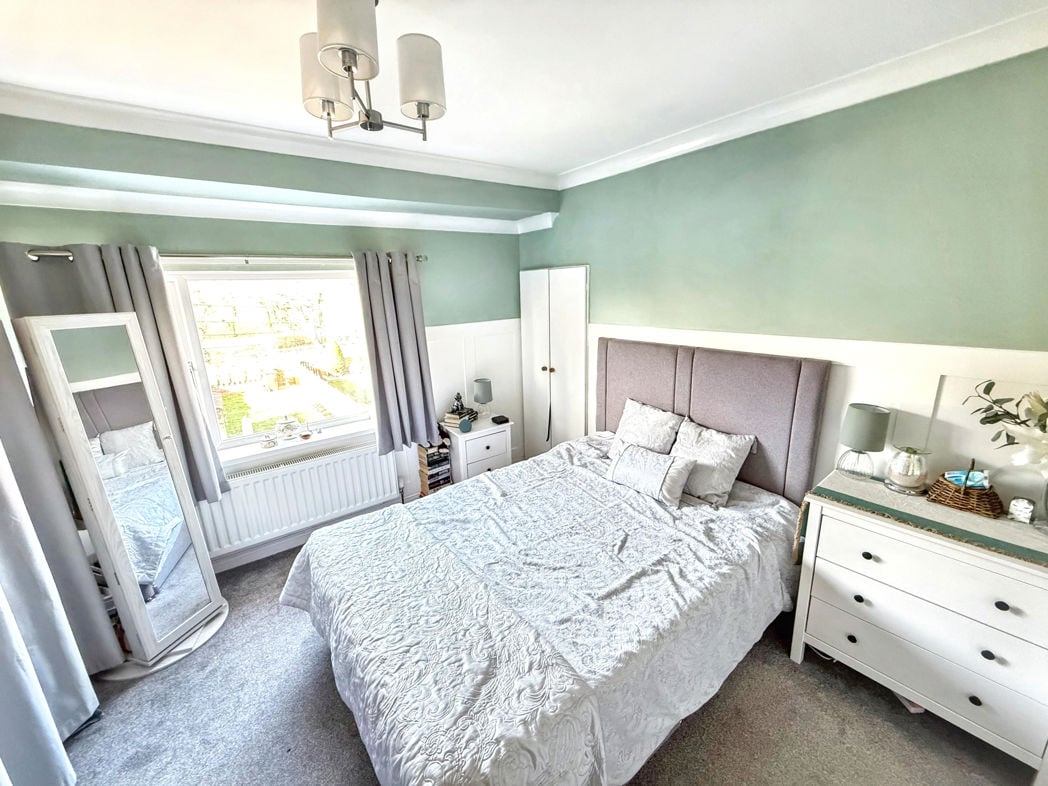 Property image 8 of 15