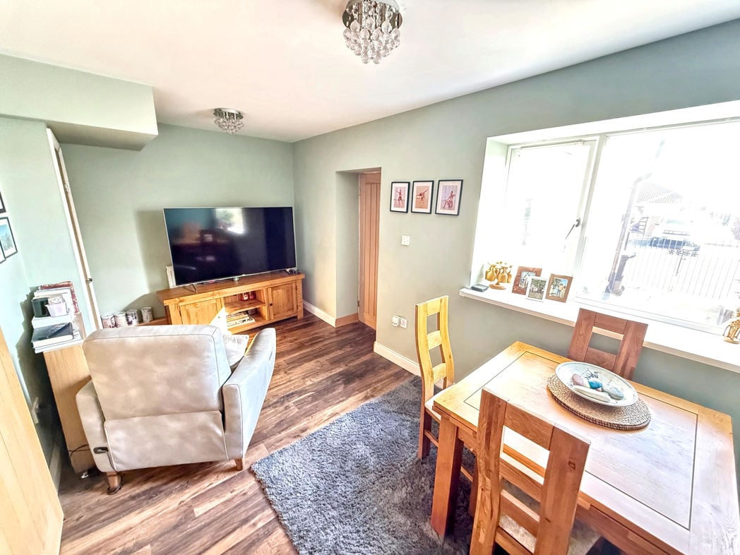 Property image 6 of 15