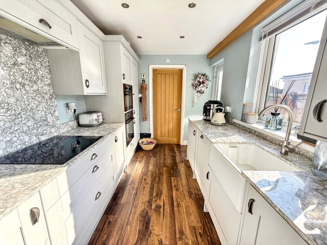 Property image 3 of 15