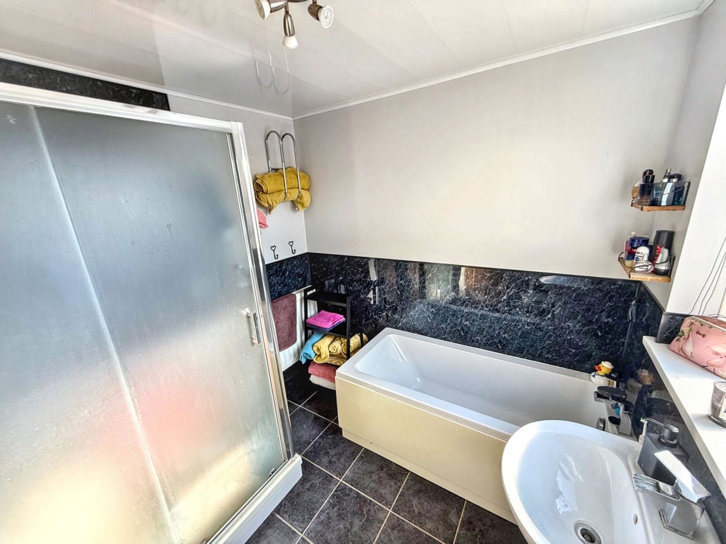 Property image 12 of 15