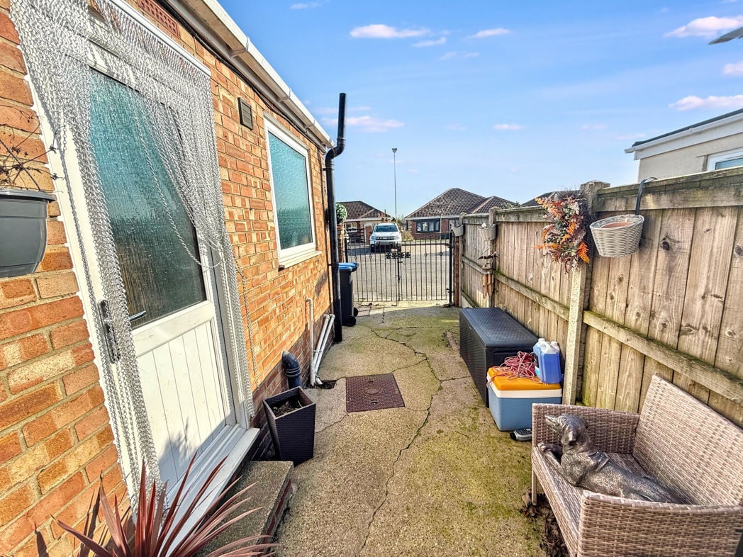 Property image 14 of 15