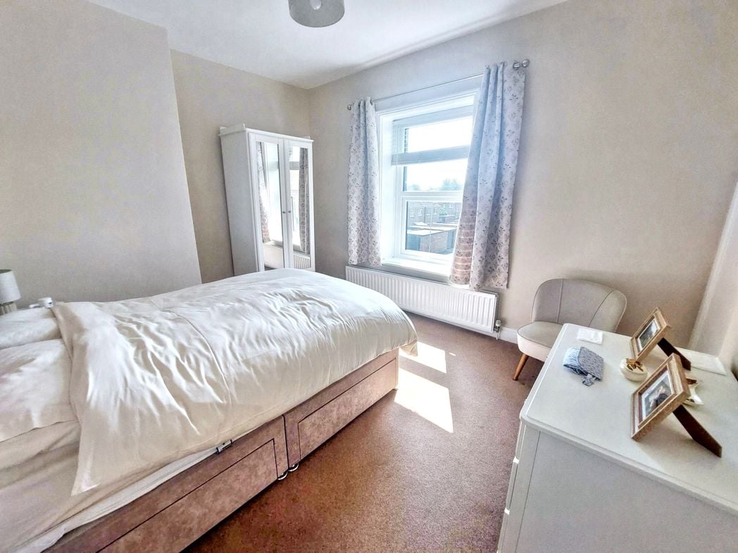 Property image 11 of 19