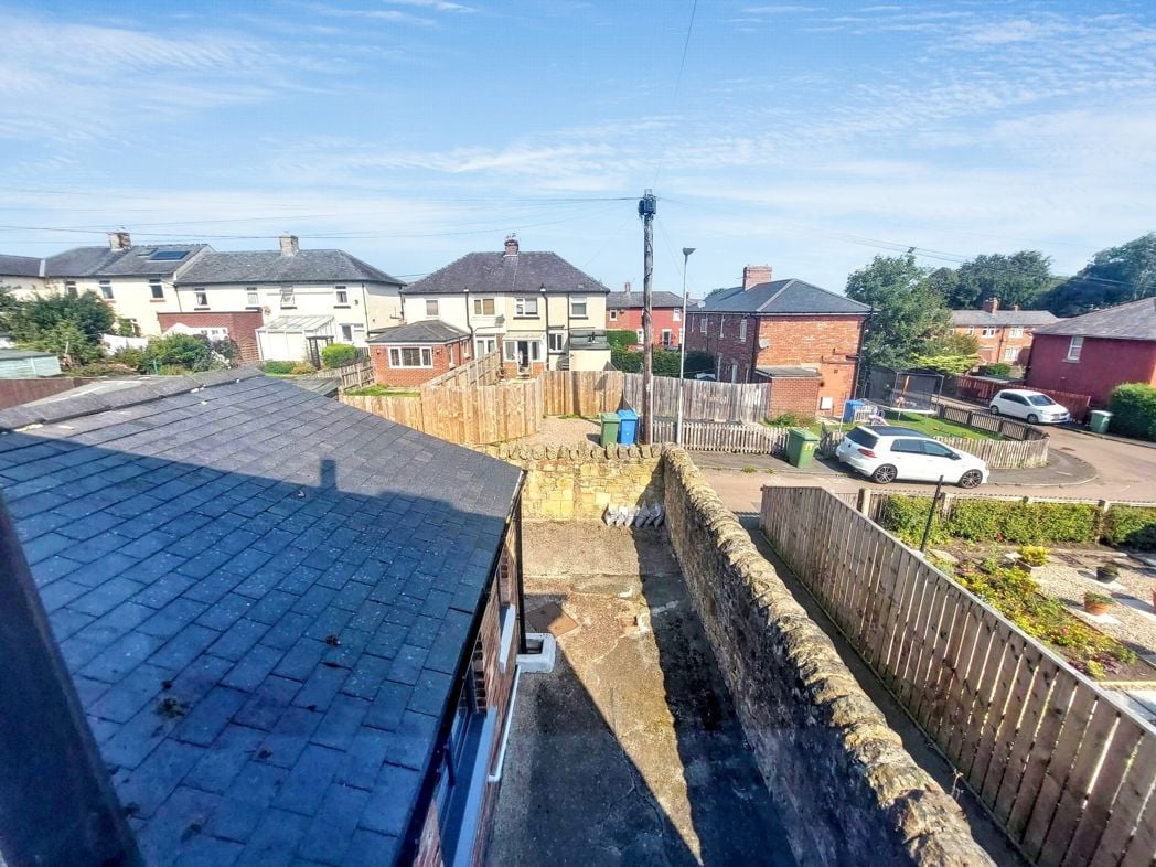 Property image 16 of 19