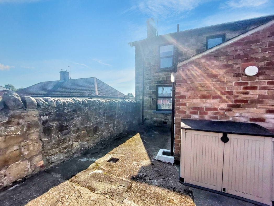 Property image 17 of 19