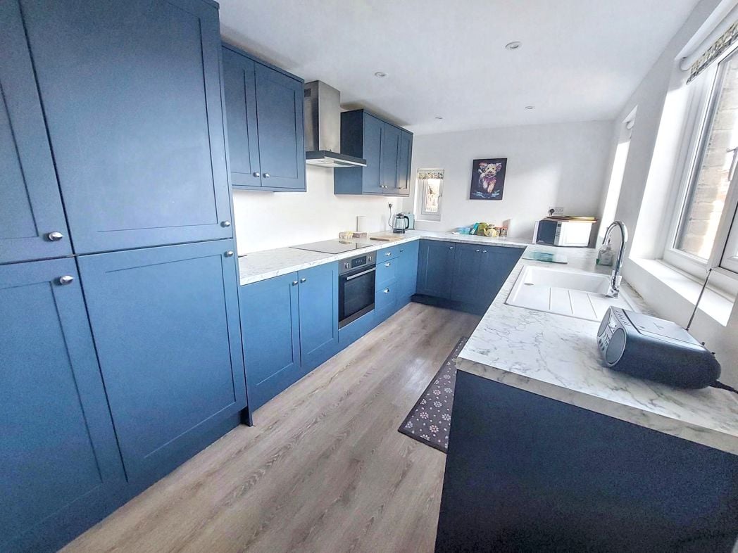 Property image 2 of 19