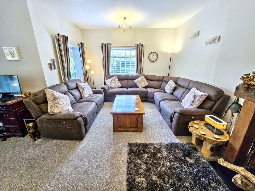 Property image 4 of 29