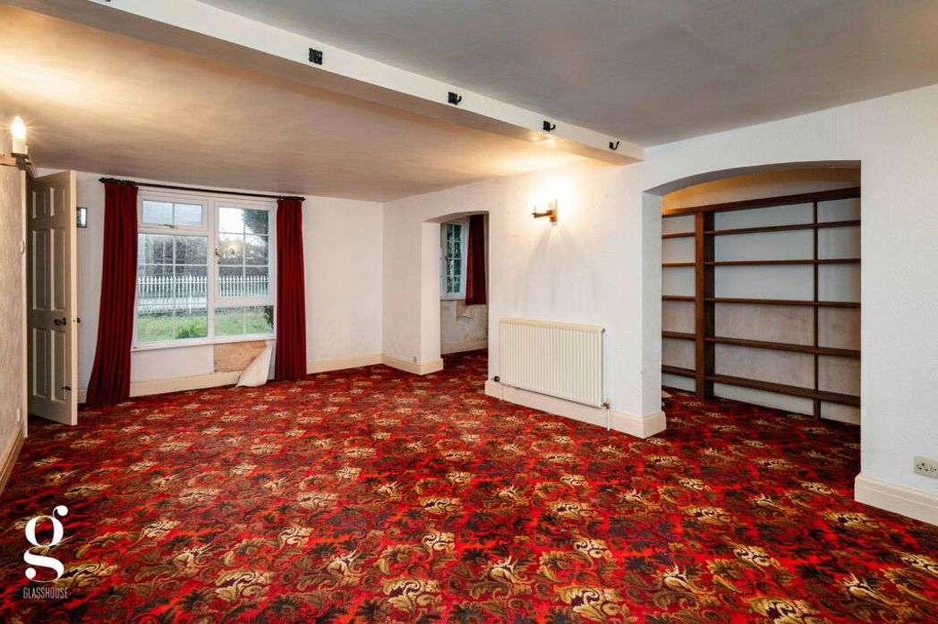 Property image 2 of 20