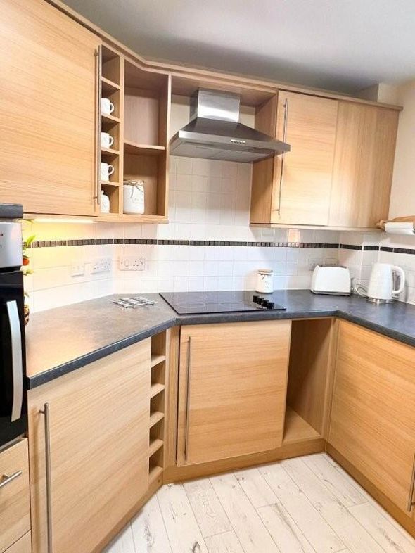 Property image 2 of 22