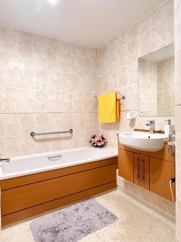 Property image 19 of 22