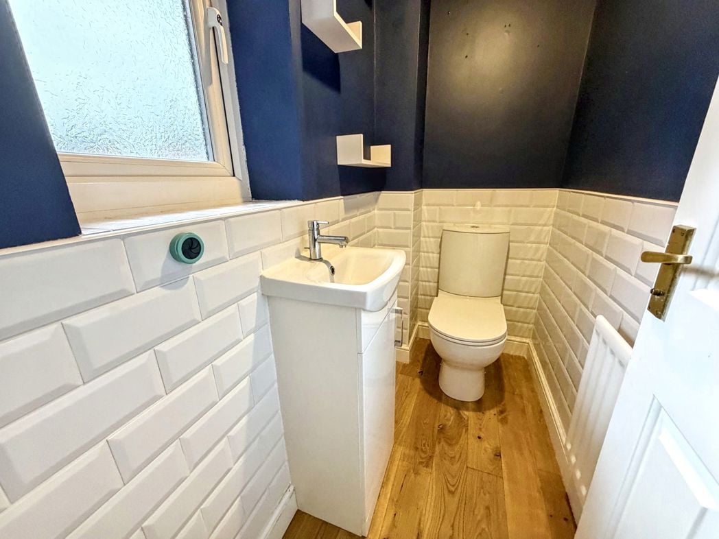 Property image 9 of 19