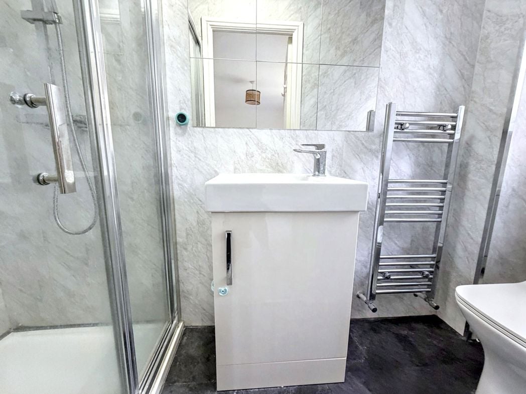 Property image 12 of 19