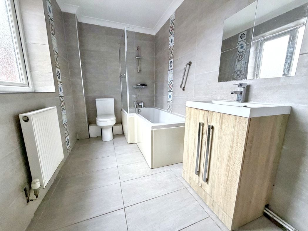 Property image 15 of 19