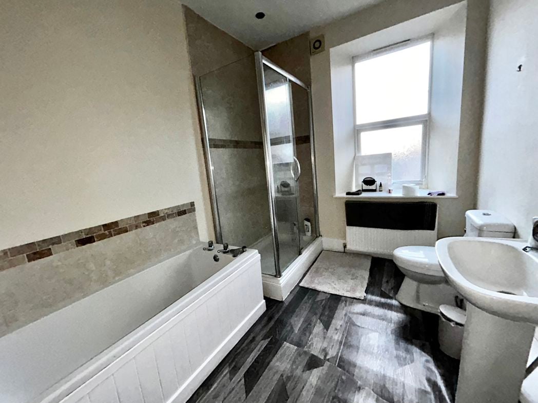 Property image 3 of 10