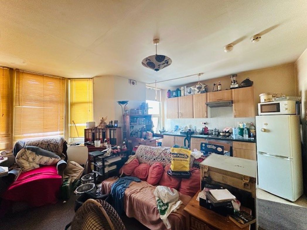 Property image 14 of 17