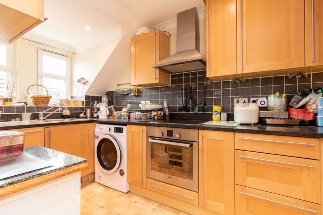 Property image 3 of 19