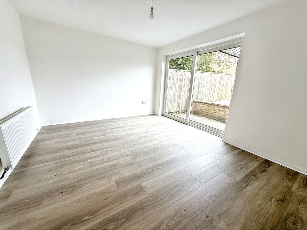 Property image 4 of 24