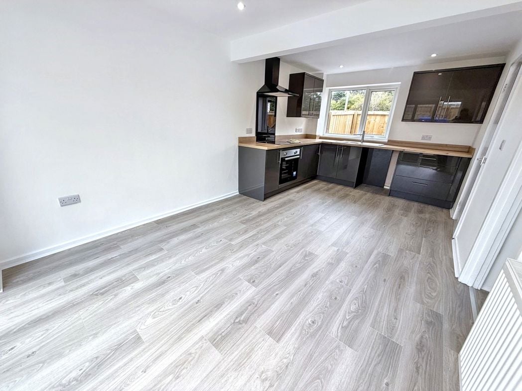 Property image 3 of 24