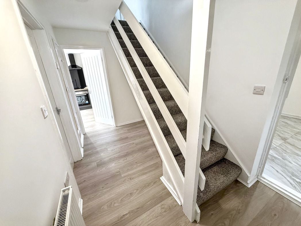 Property image 9 of 24