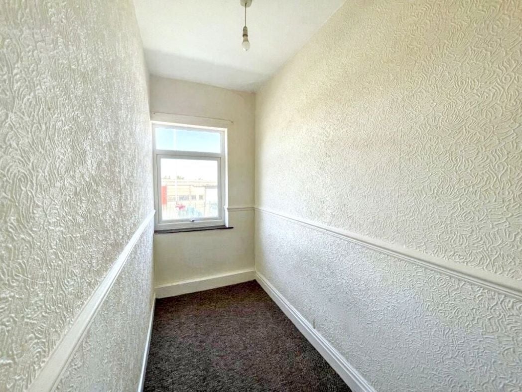 Property image 5 of 5