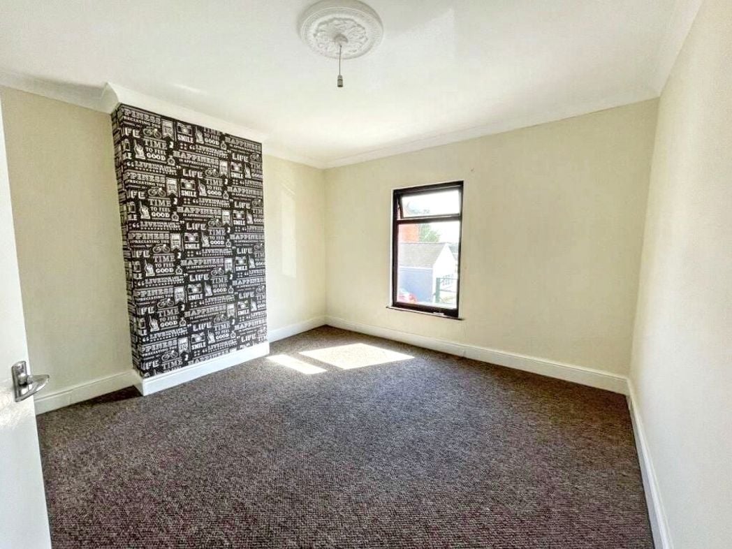 Property image 3 of 5