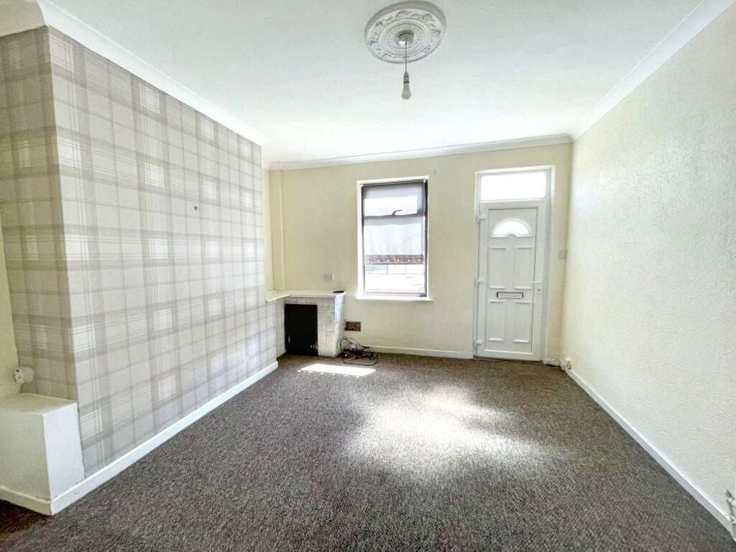 Property image 2 of 5