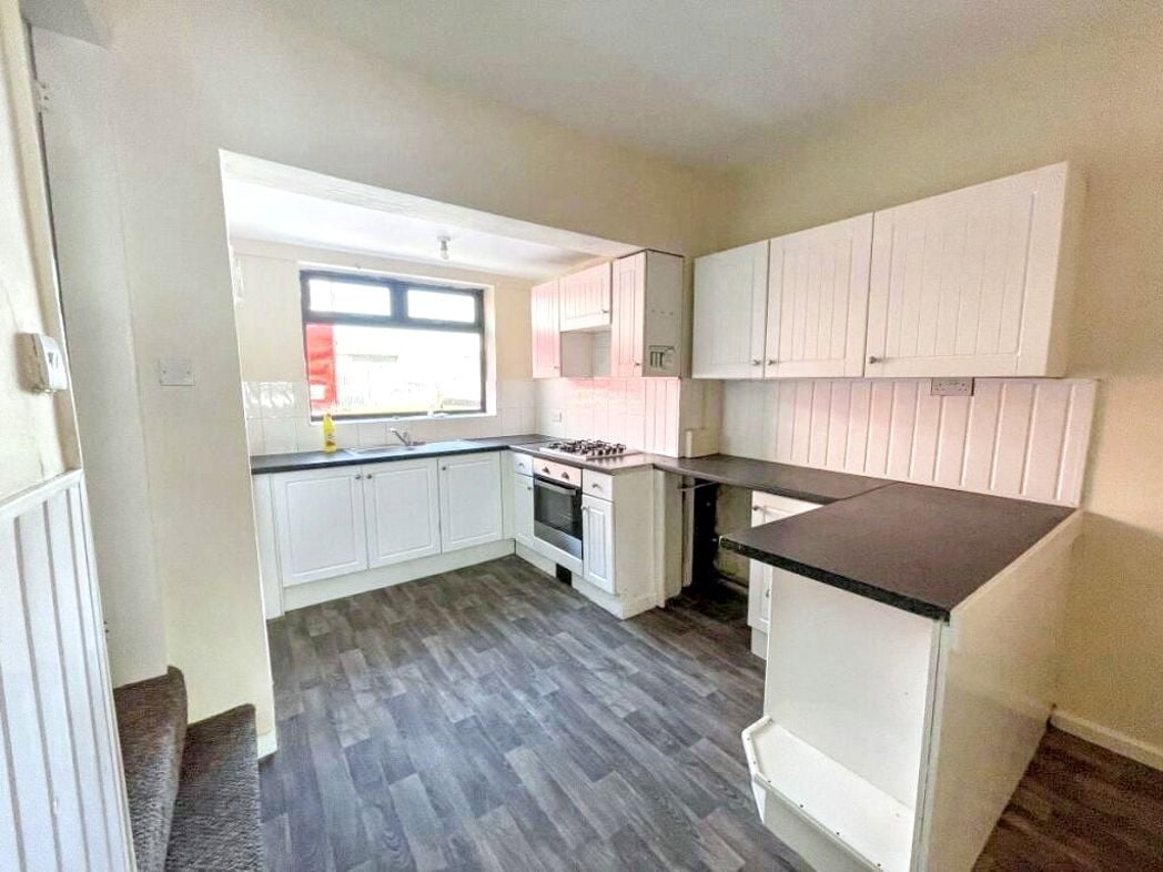 Property image 1 of 5
