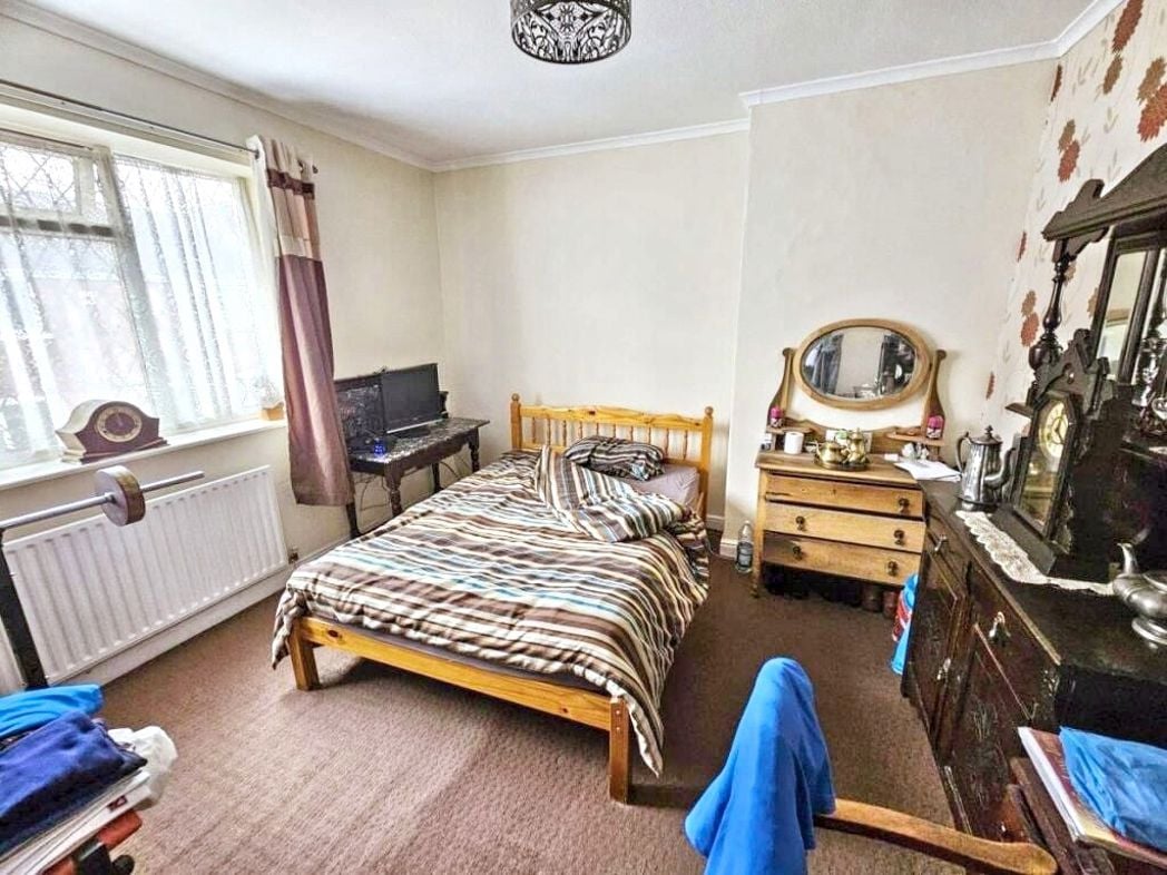 Property image 4 of 6