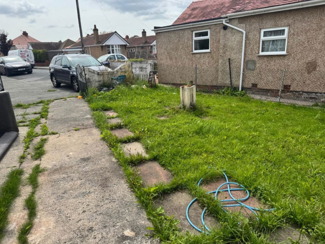 Property image 2 of 3