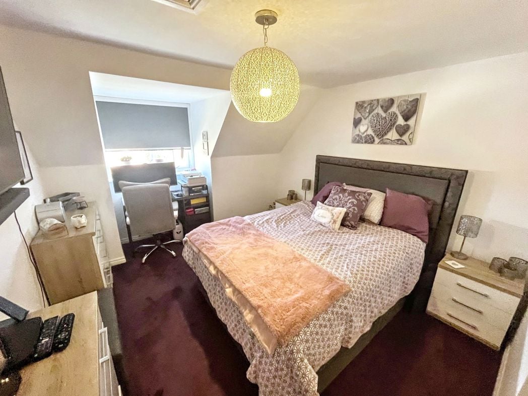 Property image 13 of 15