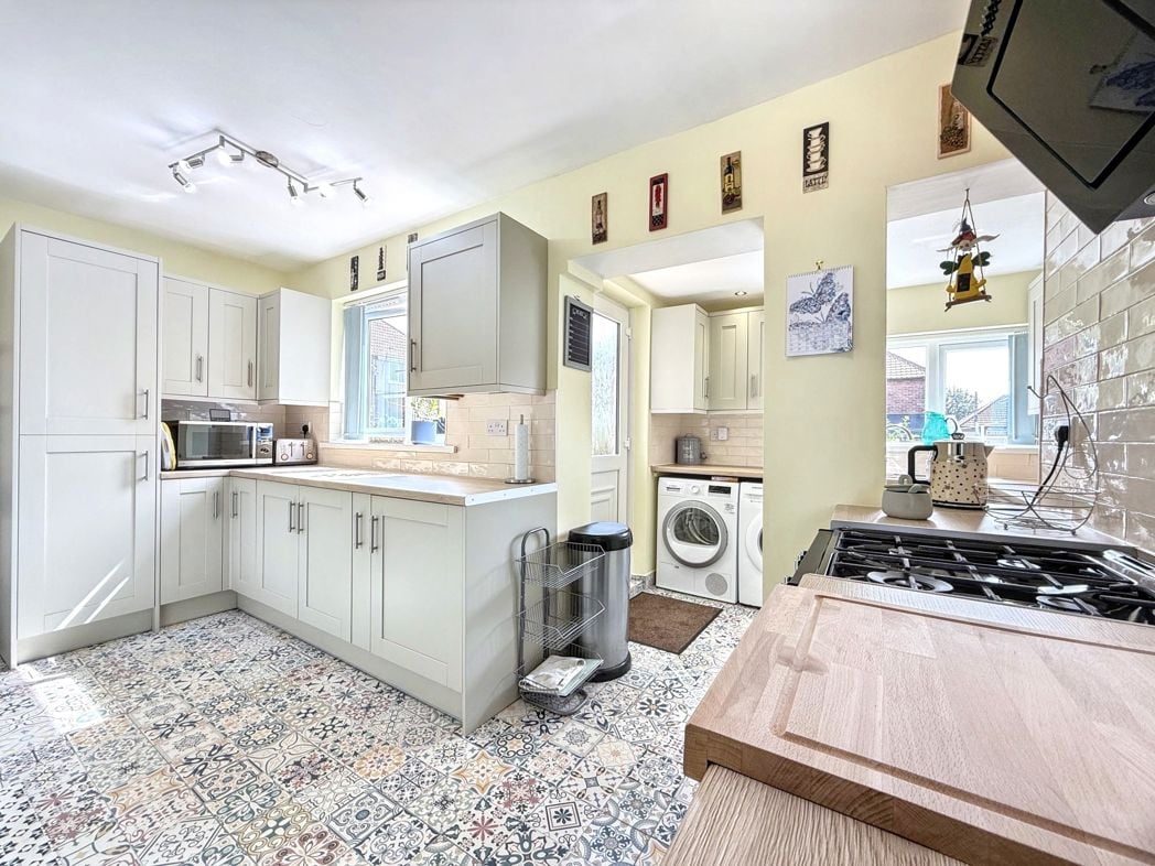 Property image 6 of 21