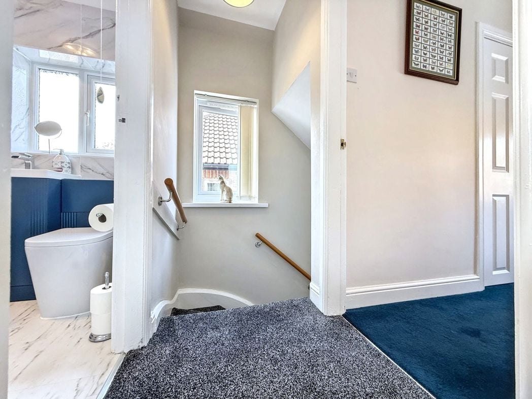 Property image 10 of 21