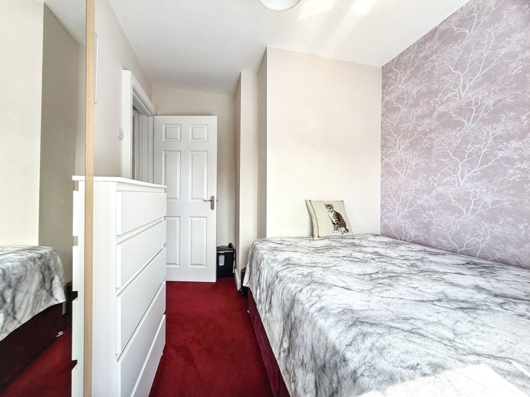 Property image 16 of 21