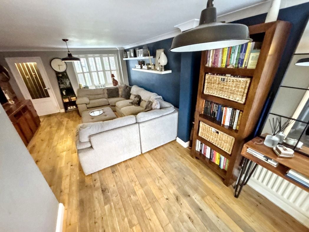 Property image 11 of 30
