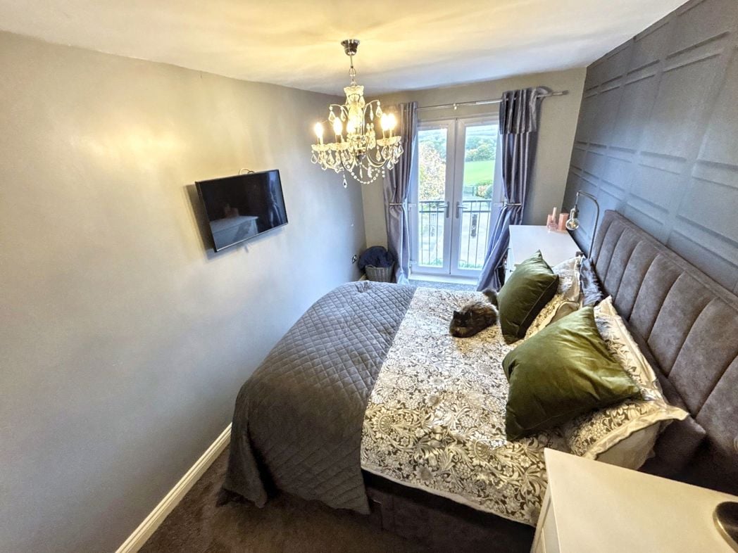 Property image 13 of 30